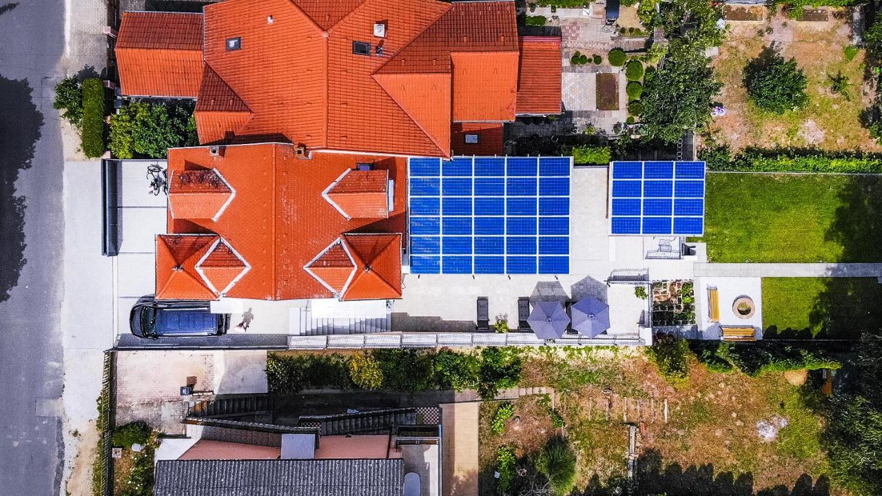 Kiss-Henezi Guest House Keszthely Ngoại thất bức ảnh