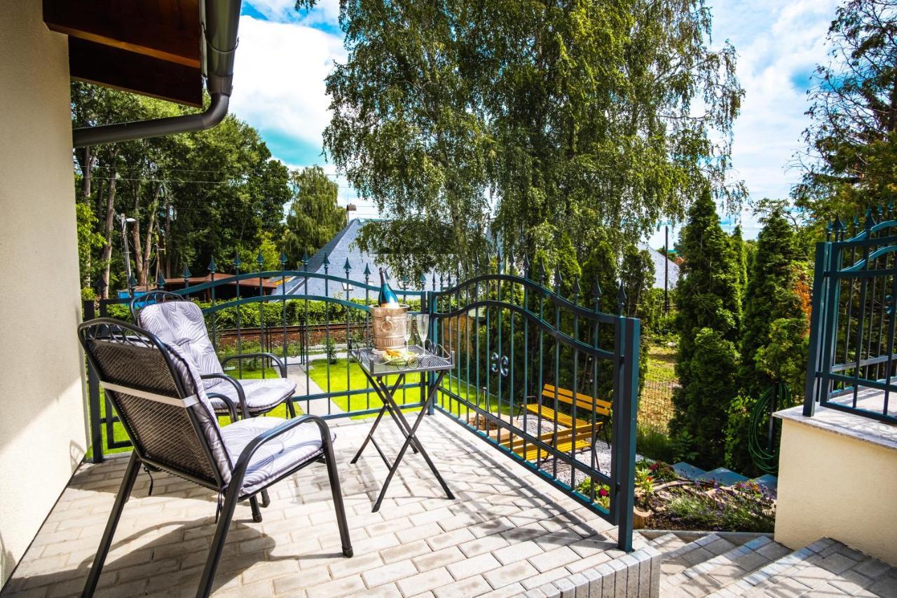 Kiss-Henezi Guest House Keszthely Ngoại thất bức ảnh