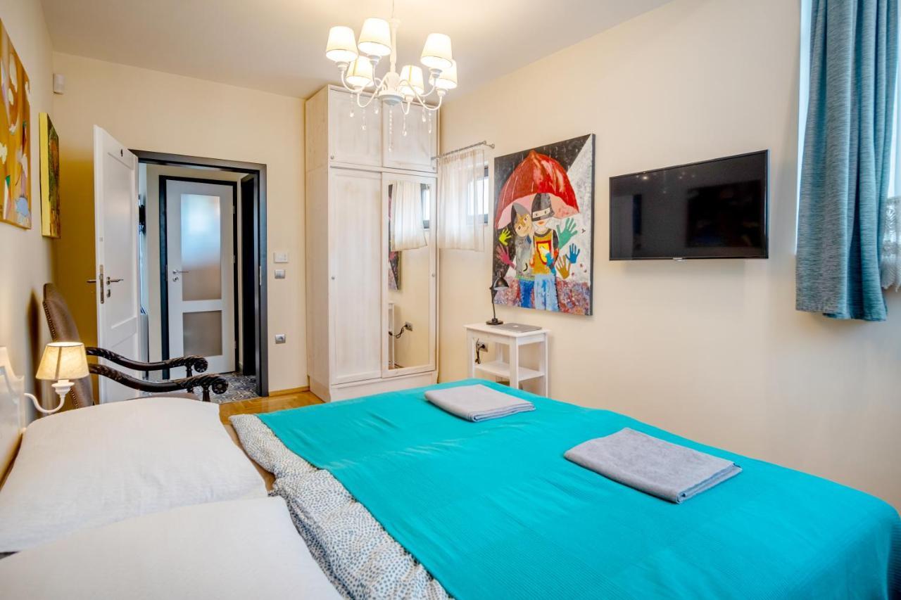 Kiss-Henezi Guest House Keszthely Ngoại thất bức ảnh