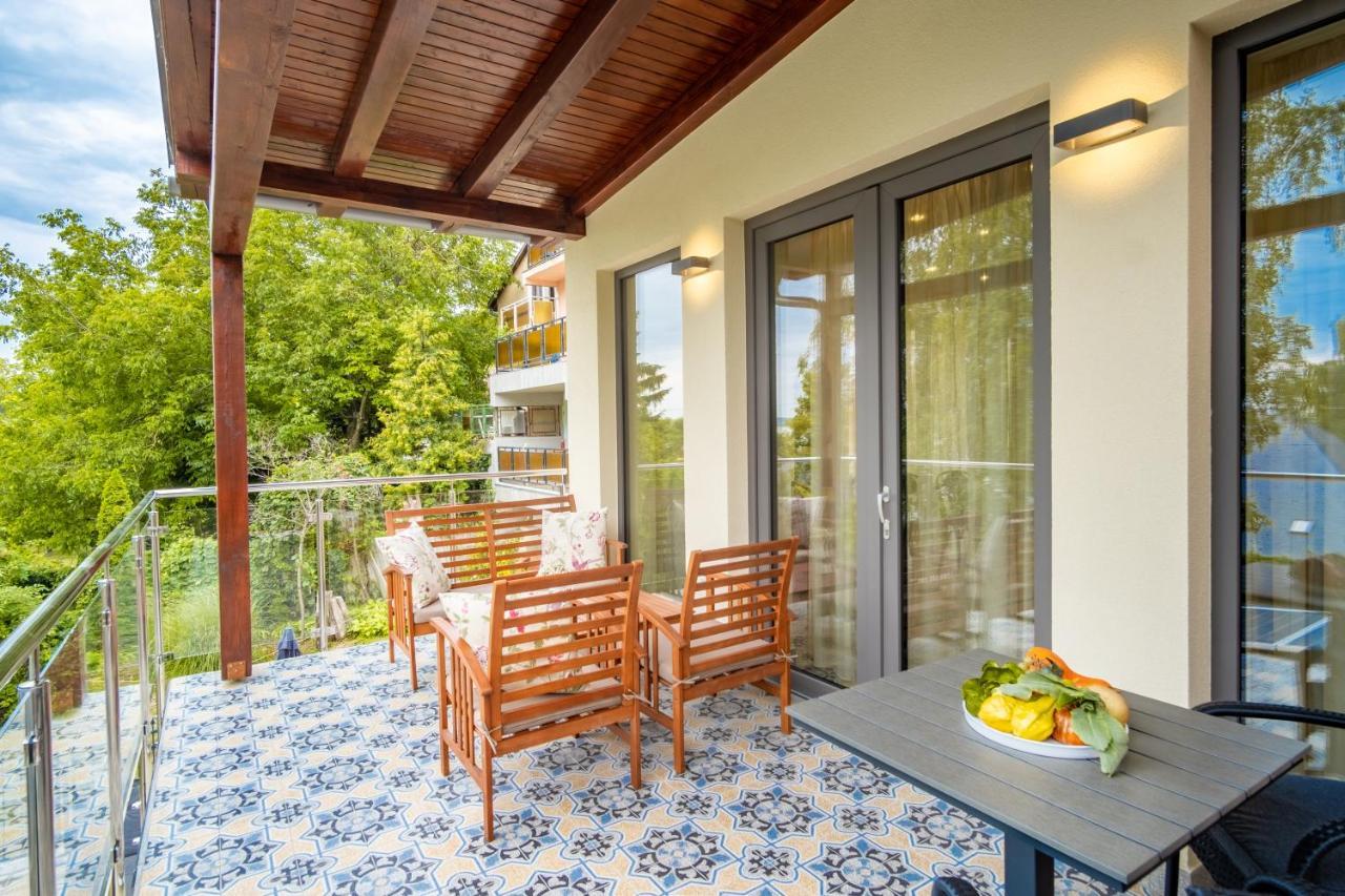 Kiss-Henezi Guest House Keszthely Ngoại thất bức ảnh