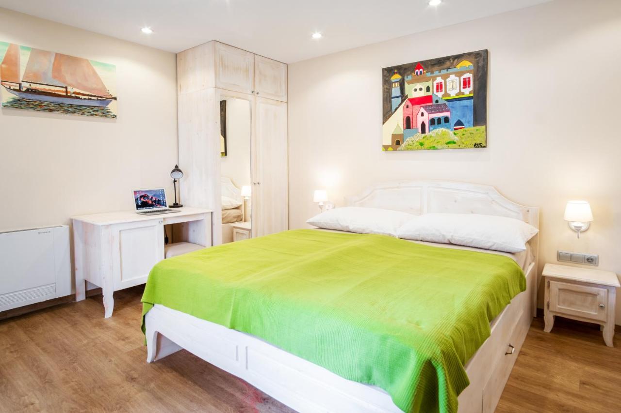 Kiss-Henezi Guest House Keszthely Ngoại thất bức ảnh